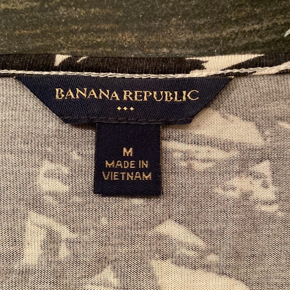 Banana Republic Black & White Wrap Dress Size Medium - Picture 4 of 6